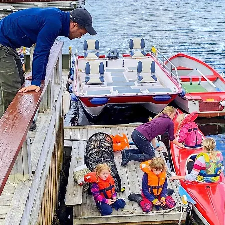 Сasa de vacaciones 6 Person In Kalvag-by Traum *